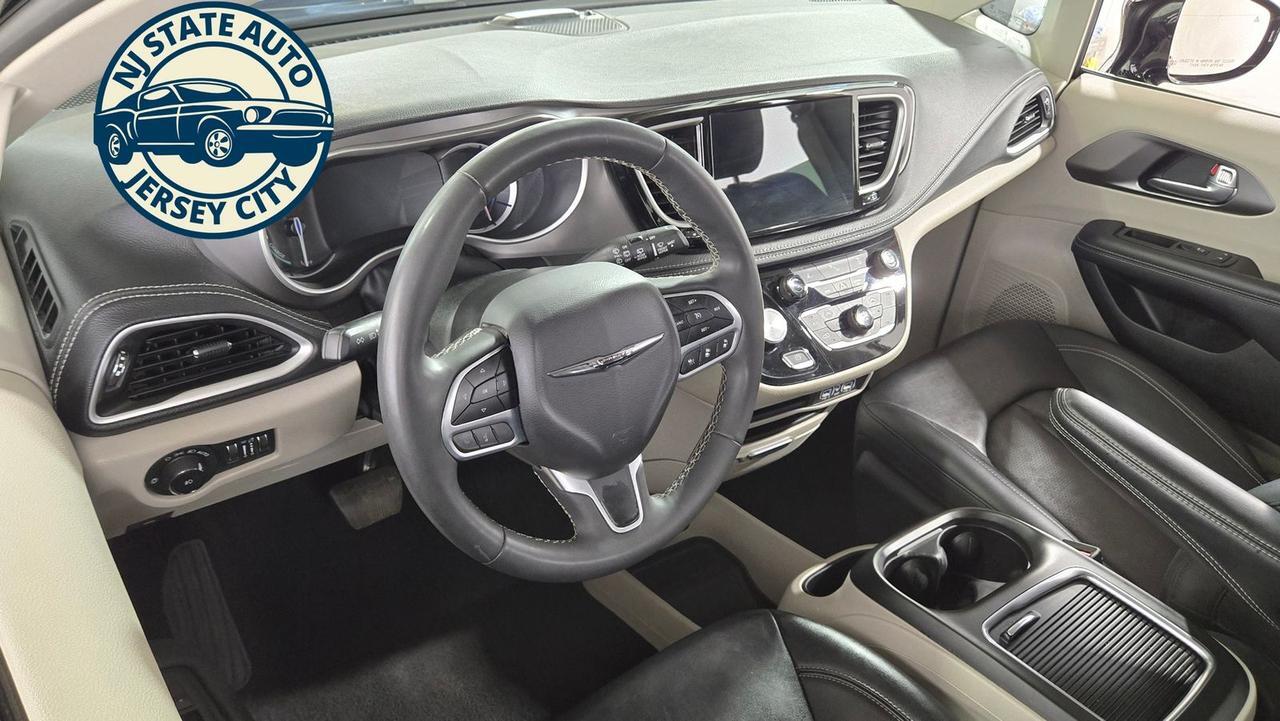 2024 Chrysler Pacifica Hybrid Select Jersey City NJ