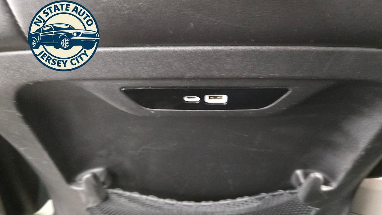 2024 Chrysler Pacifica Hybrid Select Jersey City NJ