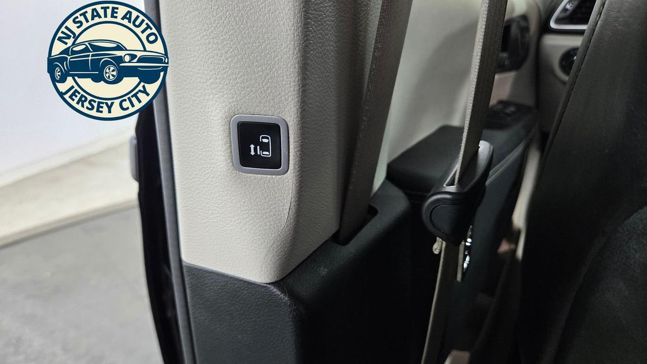 2024 Chrysler Pacifica Hybrid Select Jersey City NJ