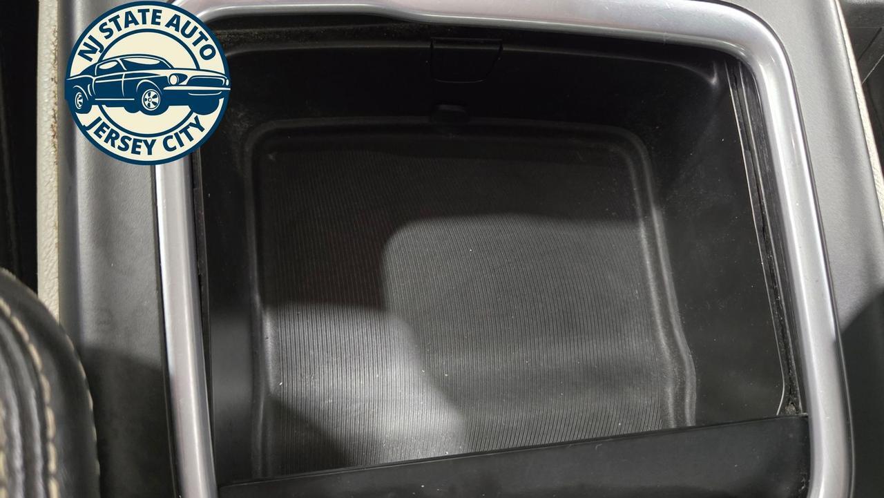 2024 Chrysler Pacifica Hybrid Select Jersey City NJ
