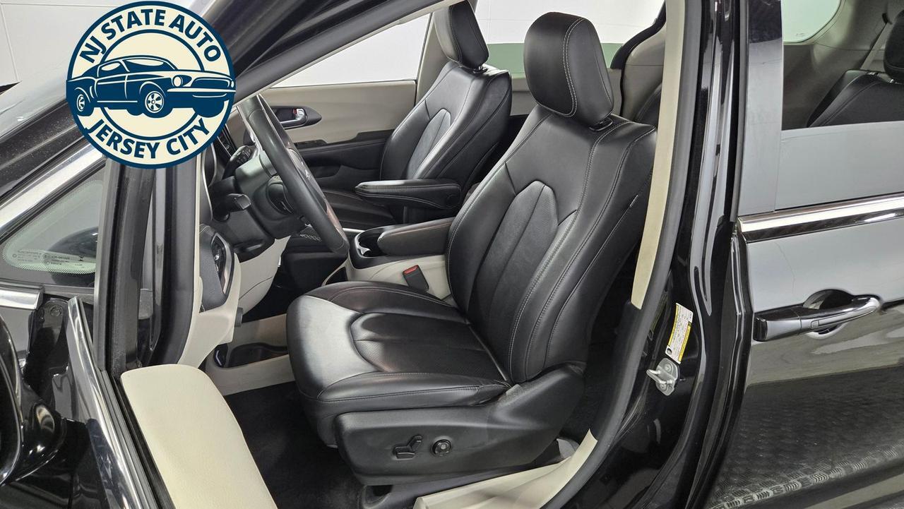 2024 Chrysler Pacifica Hybrid Select Jersey City NJ