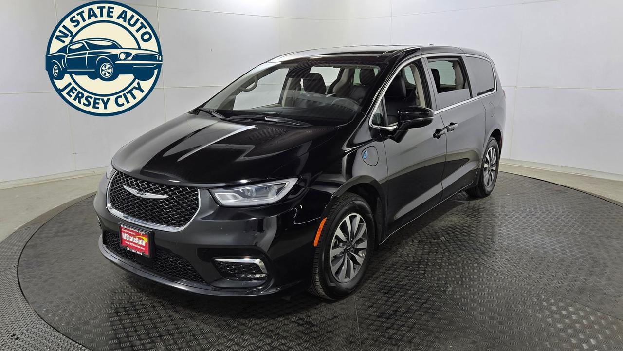 2024 Chrysler Pacifica Hybrid Select Jersey City NJ