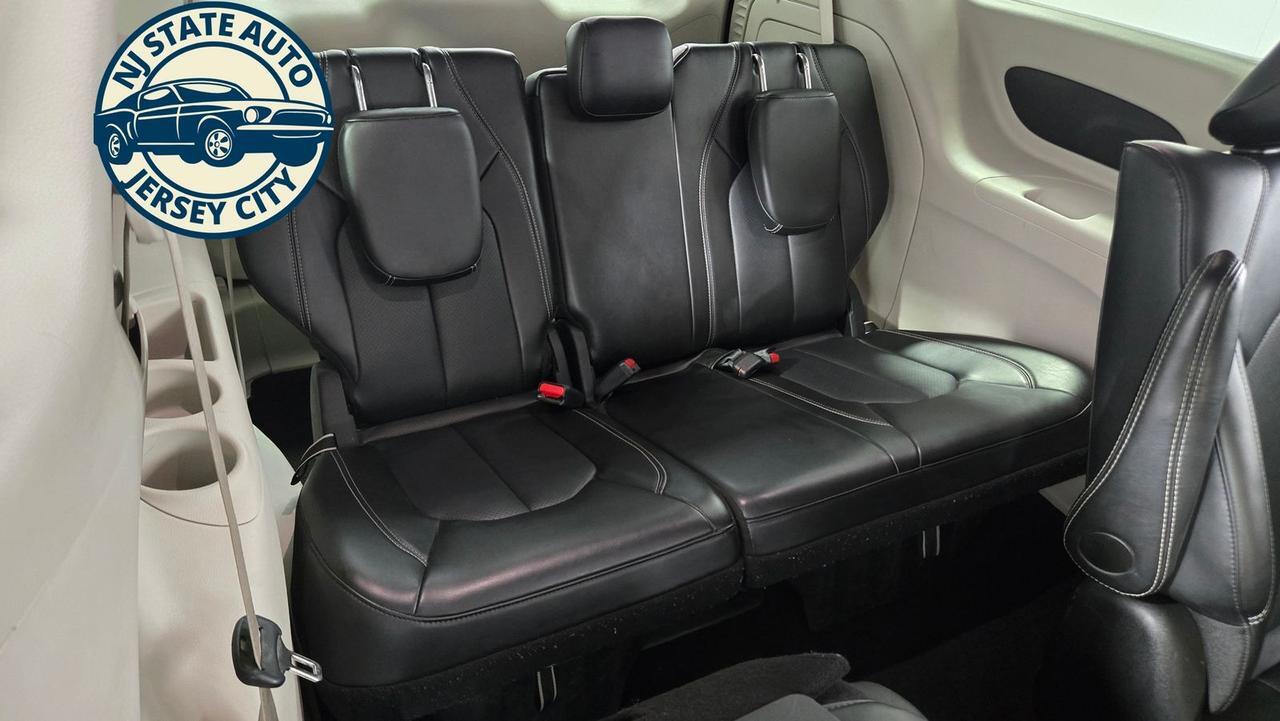 2024 Chrysler Pacifica Hybrid Select Jersey City NJ