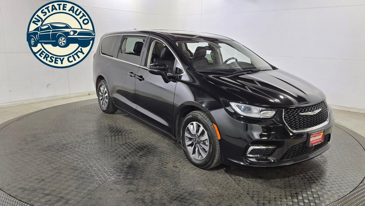 2024 Chrysler Pacifica Hybrid
