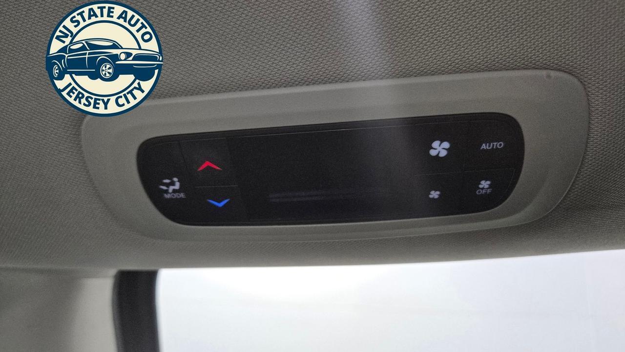 2024 Chrysler Pacifica Hybrid Select Jersey City NJ