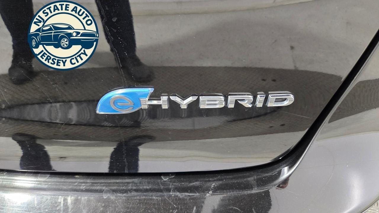 2024 Chrysler Pacifica Hybrid Select Jersey City NJ