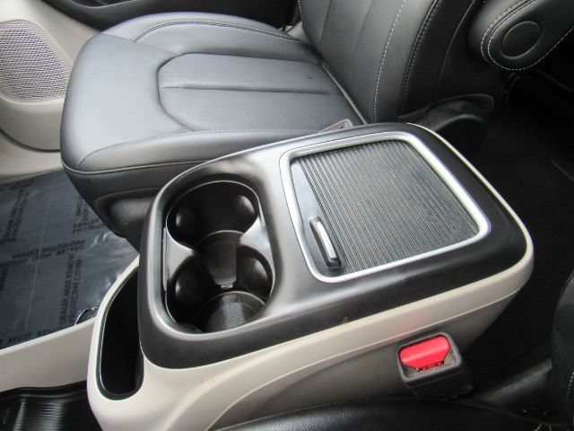 2024 Chrysler Pacifica Hybrid Select Plano TX