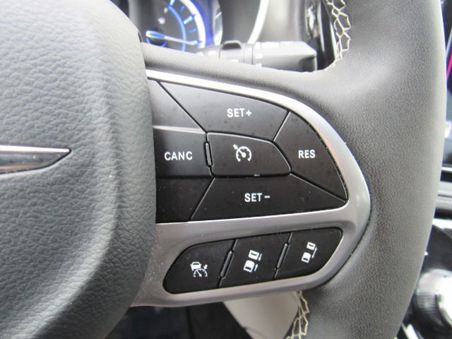 2024 Chrysler Pacifica Hybrid Select Plano TX