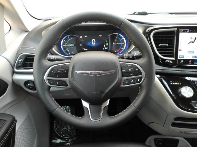2024 Chrysler Pacifica Hybrid Select Plano TX