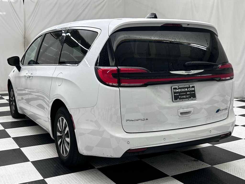 2024 Chrysler Pacifica Hybrid Select Portland OR