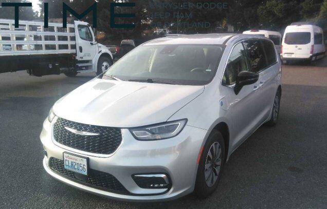 2024 Chrysler Pacifica Hybrid Select