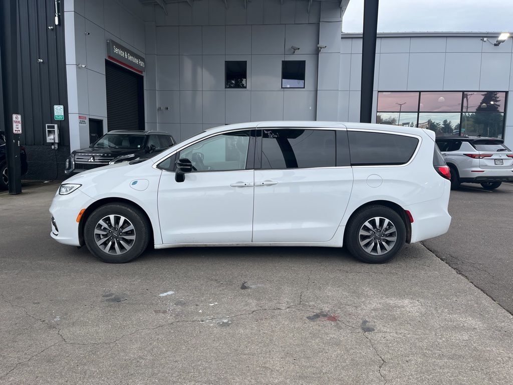 2024 Chrysler Pacifica Hybrid Select Milwaukie OR