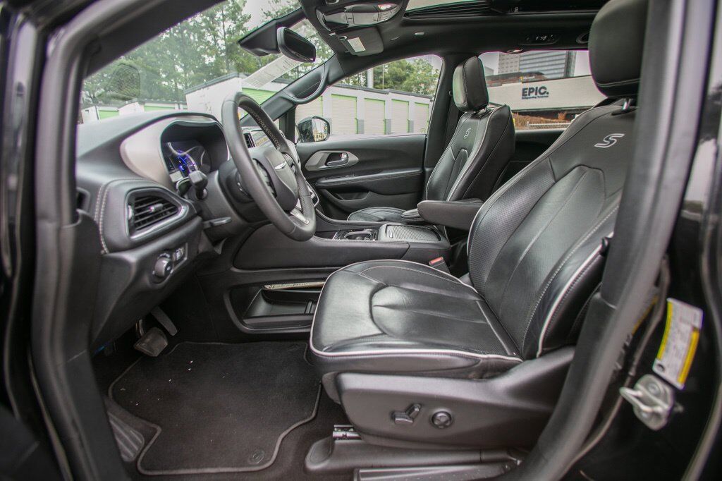 2024 Chrysler Pacifica Hybrid Select Premium S Appearance Atlanta GA