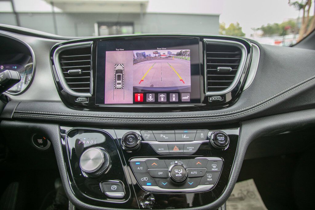 2024 Chrysler Pacifica Hybrid Select Premium S Appearance Atlanta GA