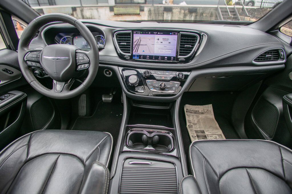 2024 Chrysler Pacifica Hybrid Select Premium S Appearance Atlanta GA