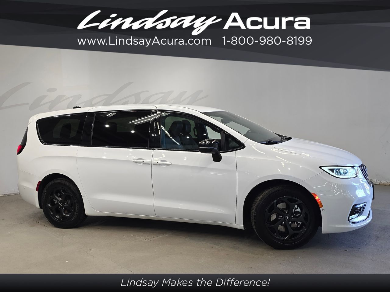 2024 Chrysler Pacifica Hybrid Select S Appearance