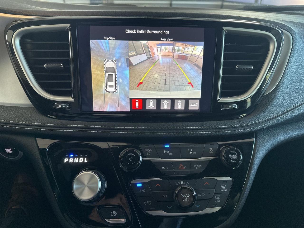 2024 Chrysler Pacifica Hybrid Select S Appearance Richmond VA