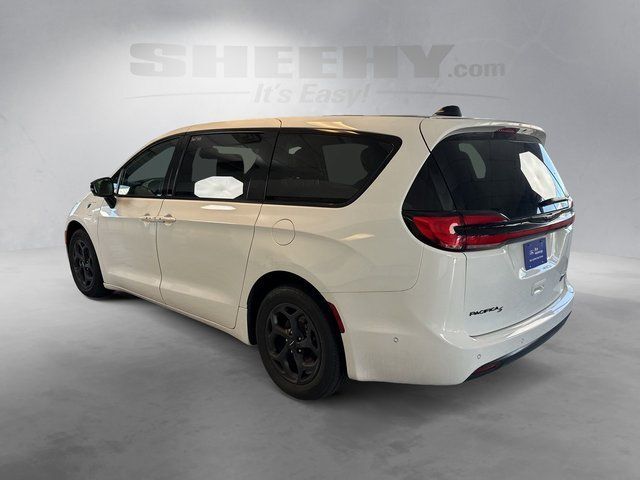 2024 Chrysler Pacifica Hybrid Select S Appearance Richmond VA