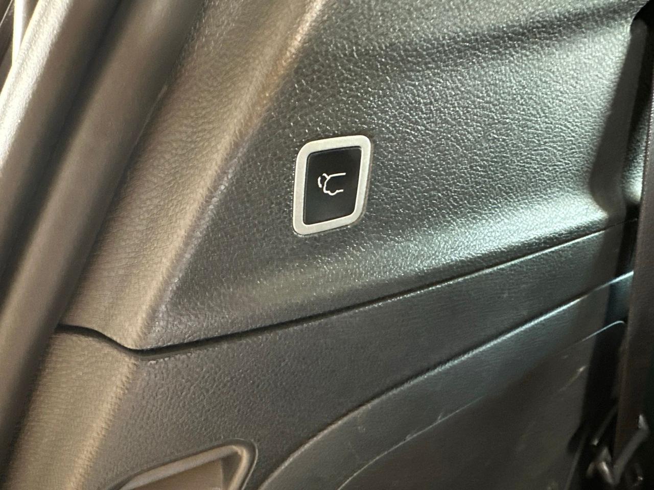 2024 Chrysler Pacifica Hybrid Select S Appearance Springfield VA