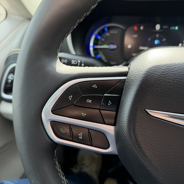 2024 Chrysler Pacifica Hybrid Select Herrin IL