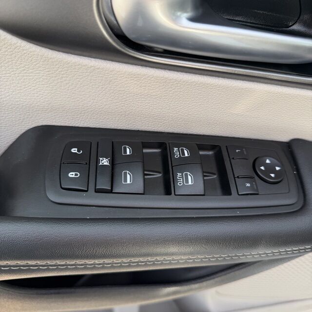 2024 Chrysler Pacifica Hybrid Select Herrin IL