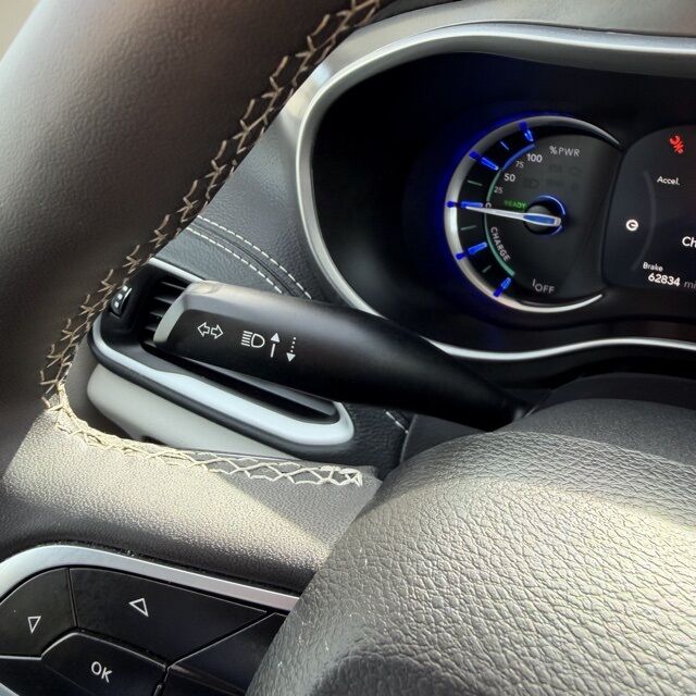 2024 Chrysler Pacifica Hybrid Select Herrin IL