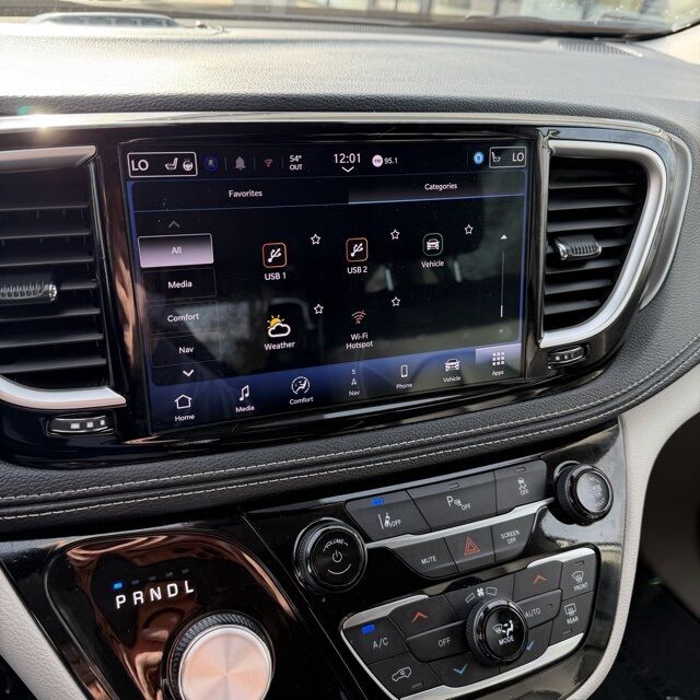 2024 Chrysler Pacifica Hybrid Select Herrin IL