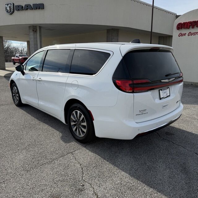 2024 Chrysler Pacifica Hybrid Select Herrin IL