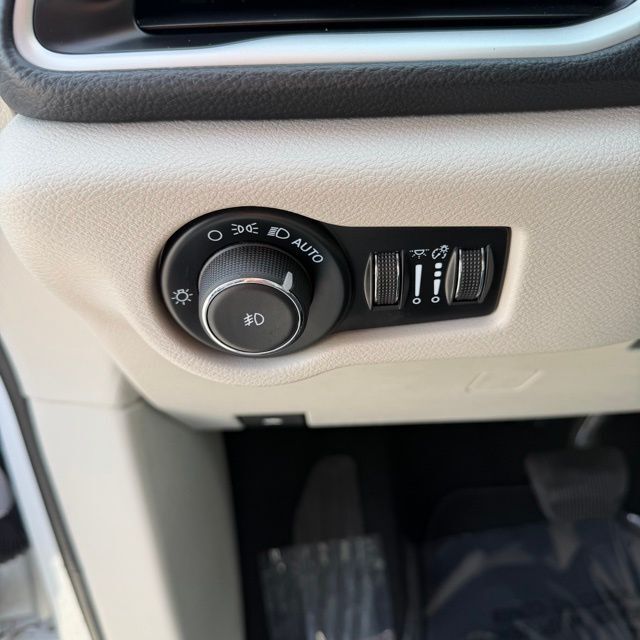 2024 Chrysler Pacifica Hybrid Select Herrin IL