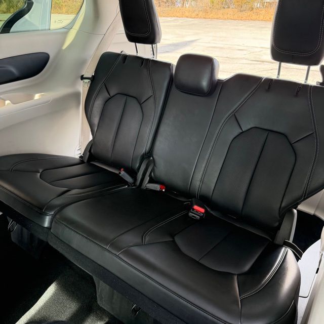 2024 Chrysler Pacifica Hybrid Select Herrin IL