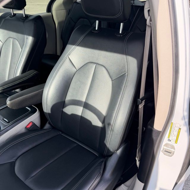 2024 Chrysler Pacifica Hybrid Select Herrin IL