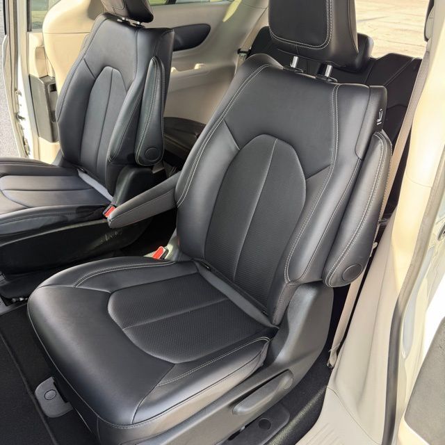 2024 Chrysler Pacifica Hybrid Select Herrin IL