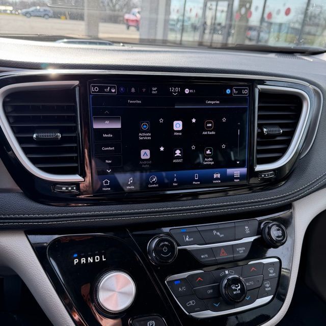 2024 Chrysler Pacifica Hybrid Select Herrin IL