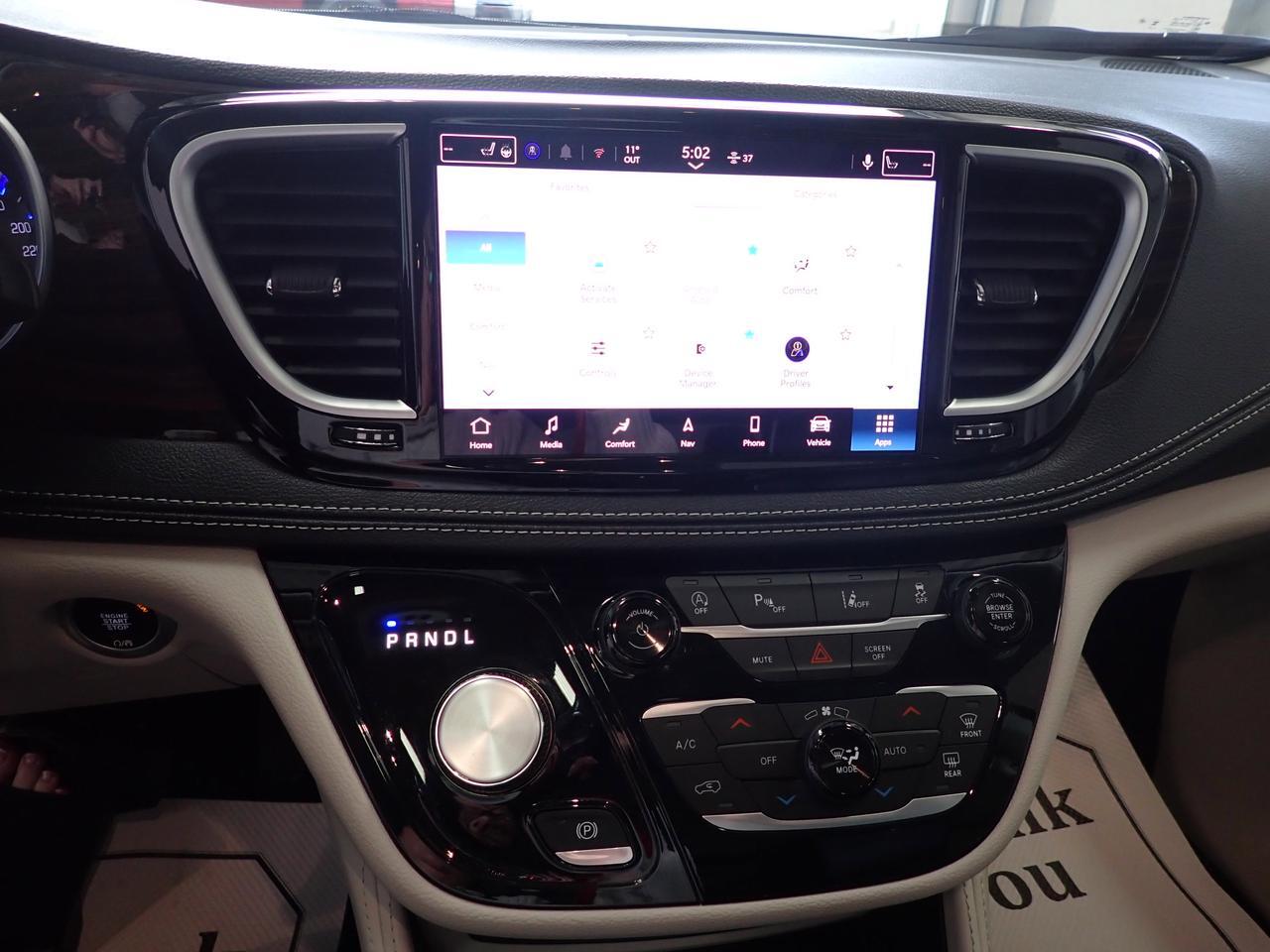 2024 Chrysler Pacifica Limited FWD LEATHER NAVI SUNROOF Listowel ON
