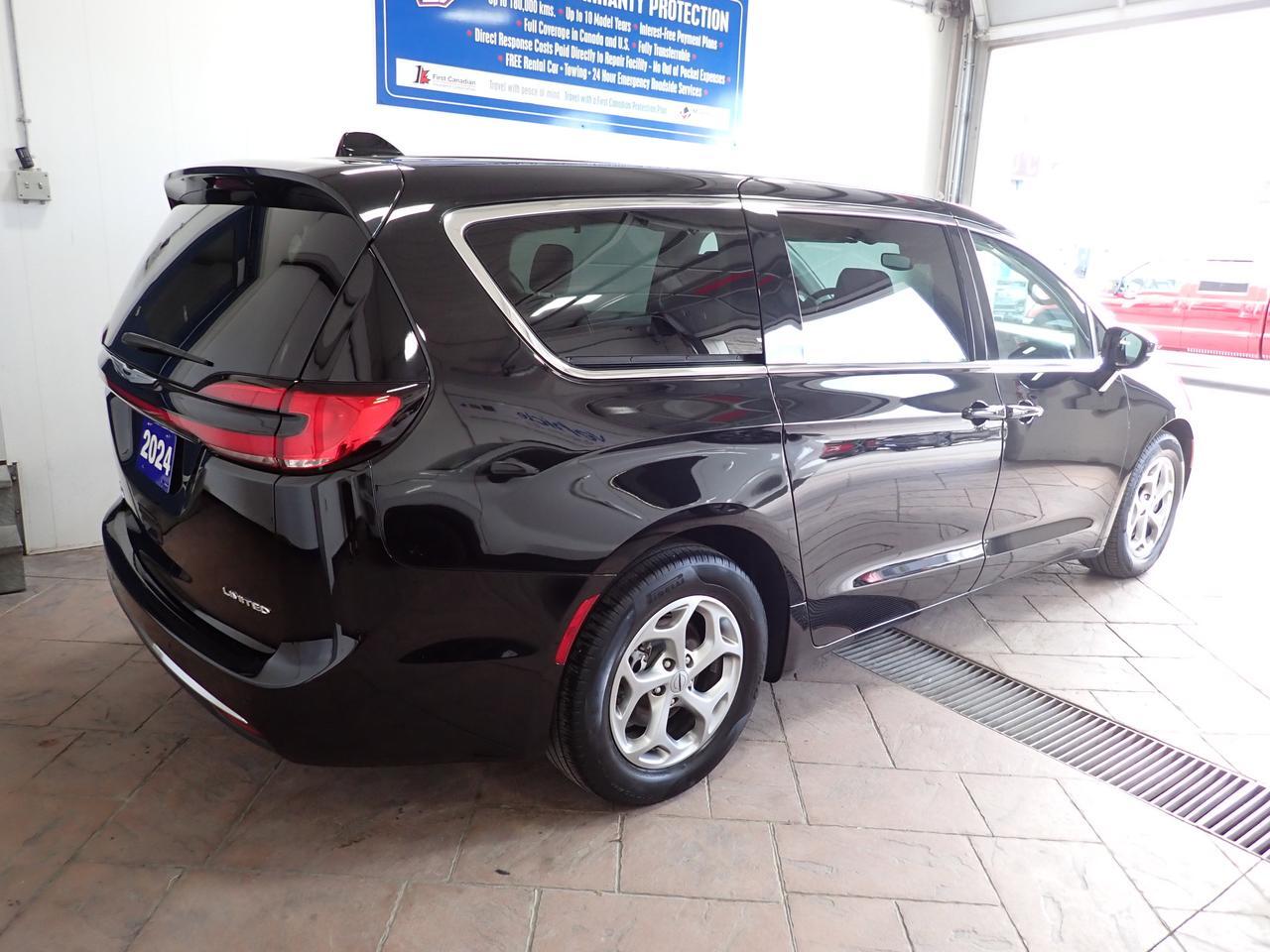 2024 Chrysler Pacifica Limited FWD LEATHER NAVI SUNROOF Listowel ON