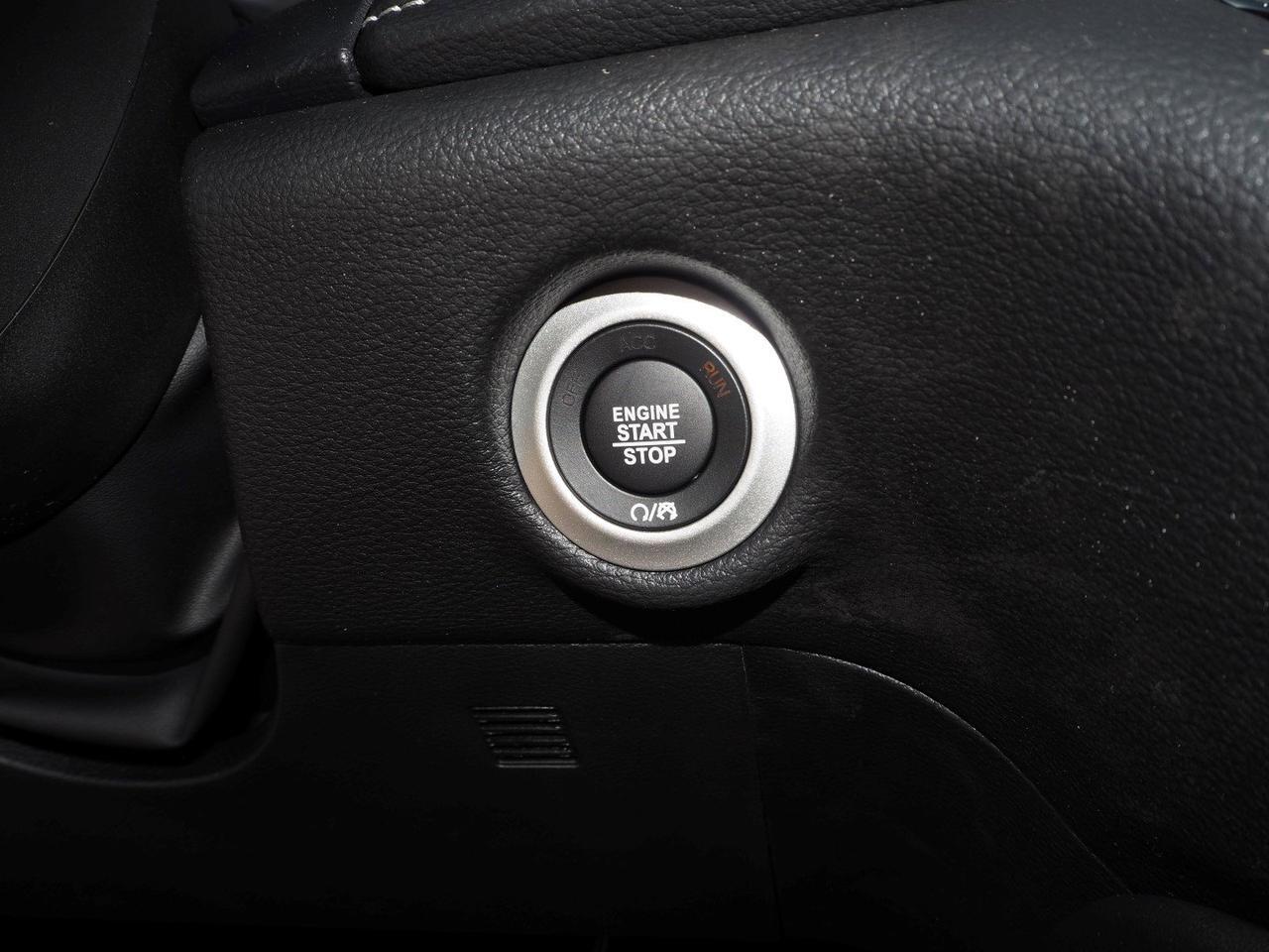 2024 Chrysler Pacifica Limited New Braunfels TX