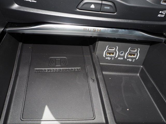 2024 Chrysler Pacifica Limited New Braunfels TX
