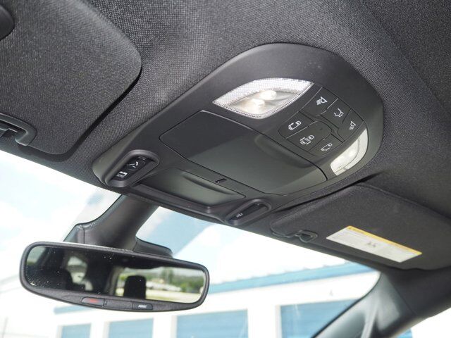 2024 Chrysler Pacifica Limited New Braunfels TX