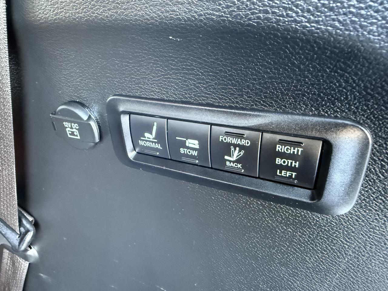2024 Chrysler Pacifica Pinnacle Knoxville TN