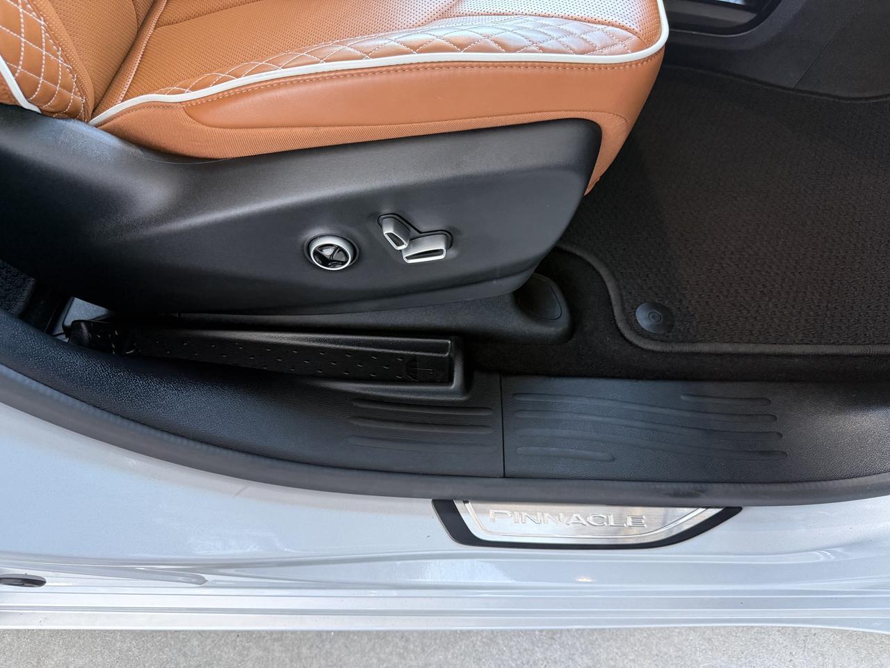 2024 Chrysler Pacifica Pinnacle Knoxville TN