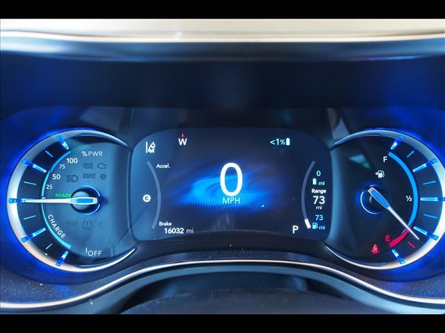 2024 Chrysler Pacifica Plug-In Hybrid Pinnacle