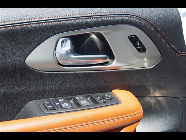 2024 Chrysler Pacifica Plug-In Hybrid Pinnacle