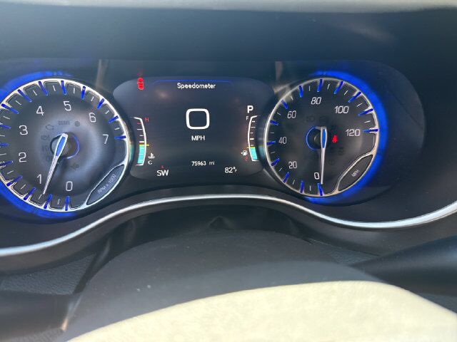 2024 Chrysler Pacifica Touring L Kerrville TX