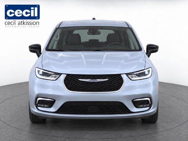 2024 Chrysler Pacifica Touring L Kerrville TX