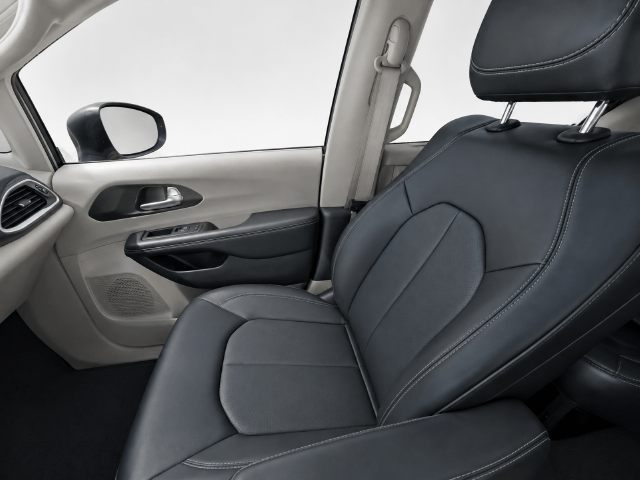 2024 Chrysler Pacifica Touring L Kerrville TX
