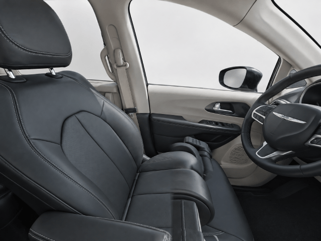 2024 Chrysler Pacifica Touring L Kerrville TX