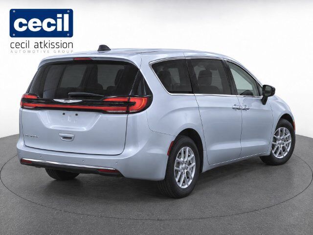2024 Chrysler Pacifica Touring L Kerrville TX