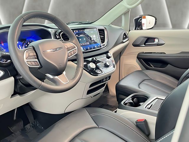 2024 Chrysler Pacifica Touring L Carrollton TX