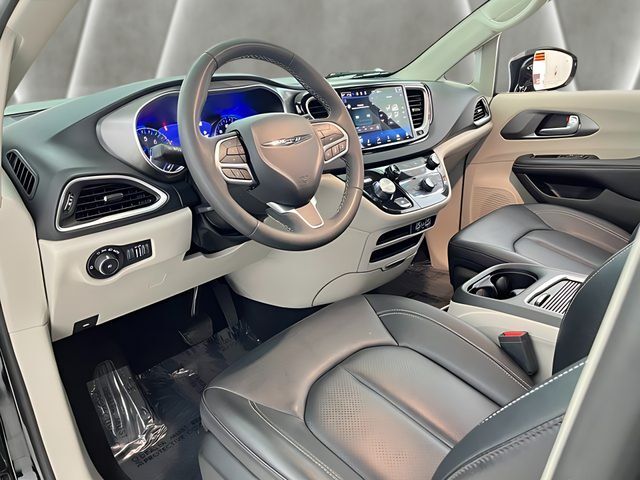 2024 Chrysler Pacifica Touring L Carrollton TX