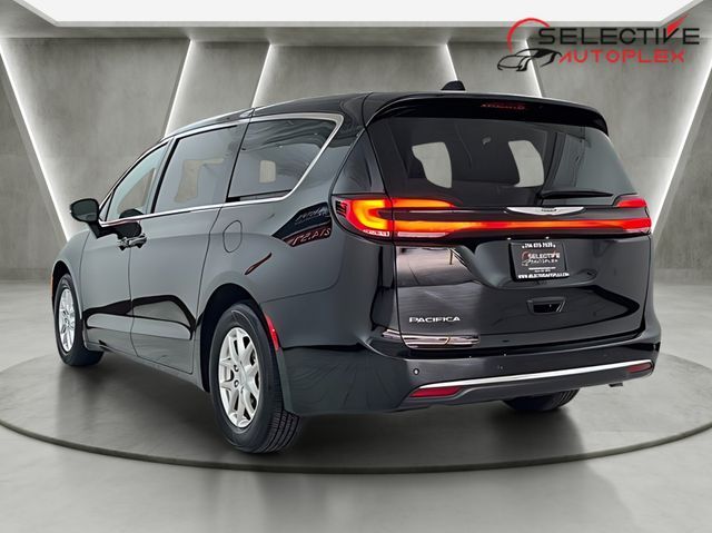 2024 Chrysler Pacifica Touring L Carrollton TX